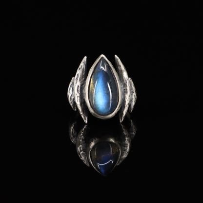 Lestat Ring (Grey Moonstone and Labradorite)