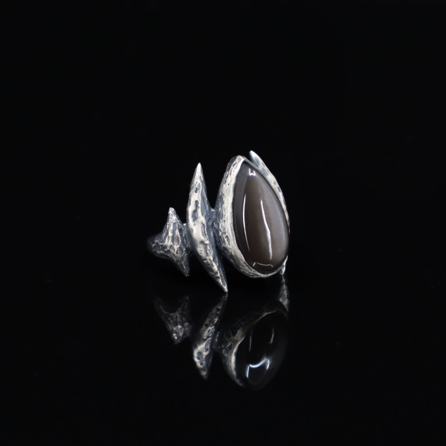 Lestat Ring (Grey Moonstone and Labradorite)