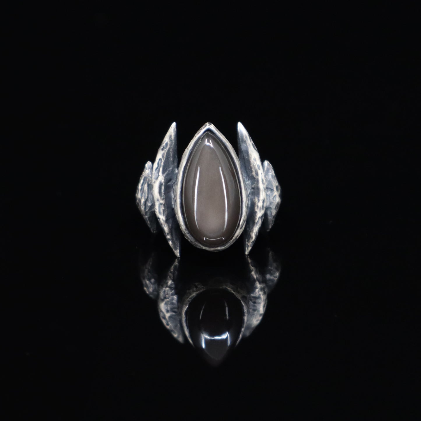 Lestat Ring (Grey Moonstone and Labradorite)