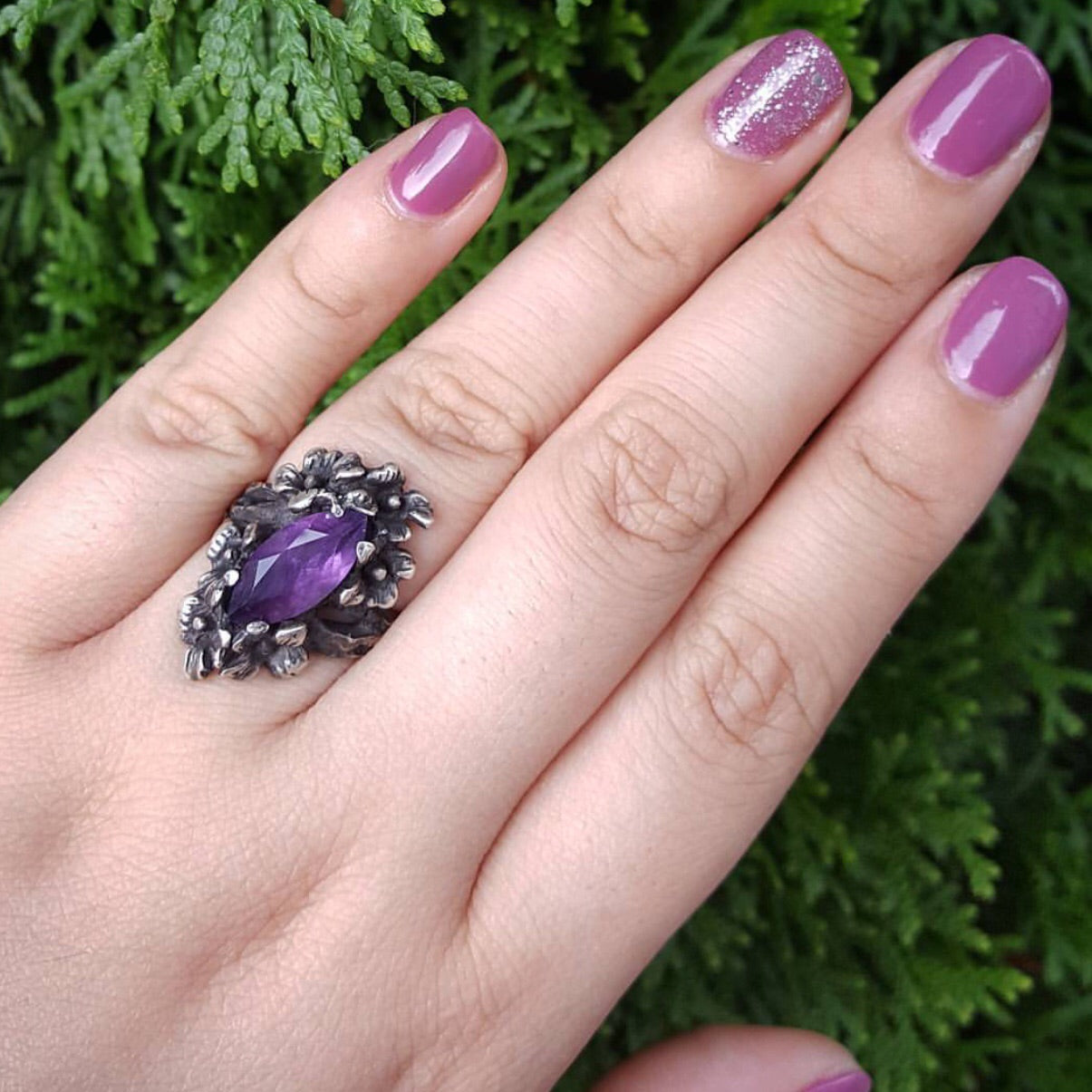 Nightshade Ring (Amethyst, Citrine and Onyx Versions)