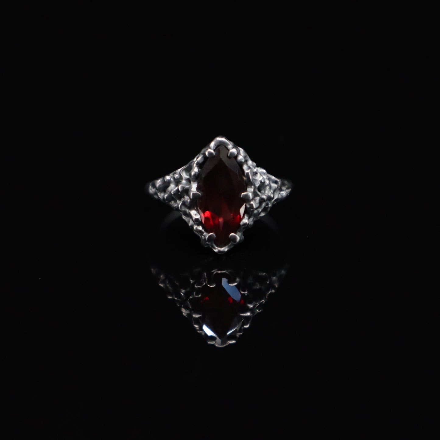 Aphrodite Ring (Garnet and Citrine)