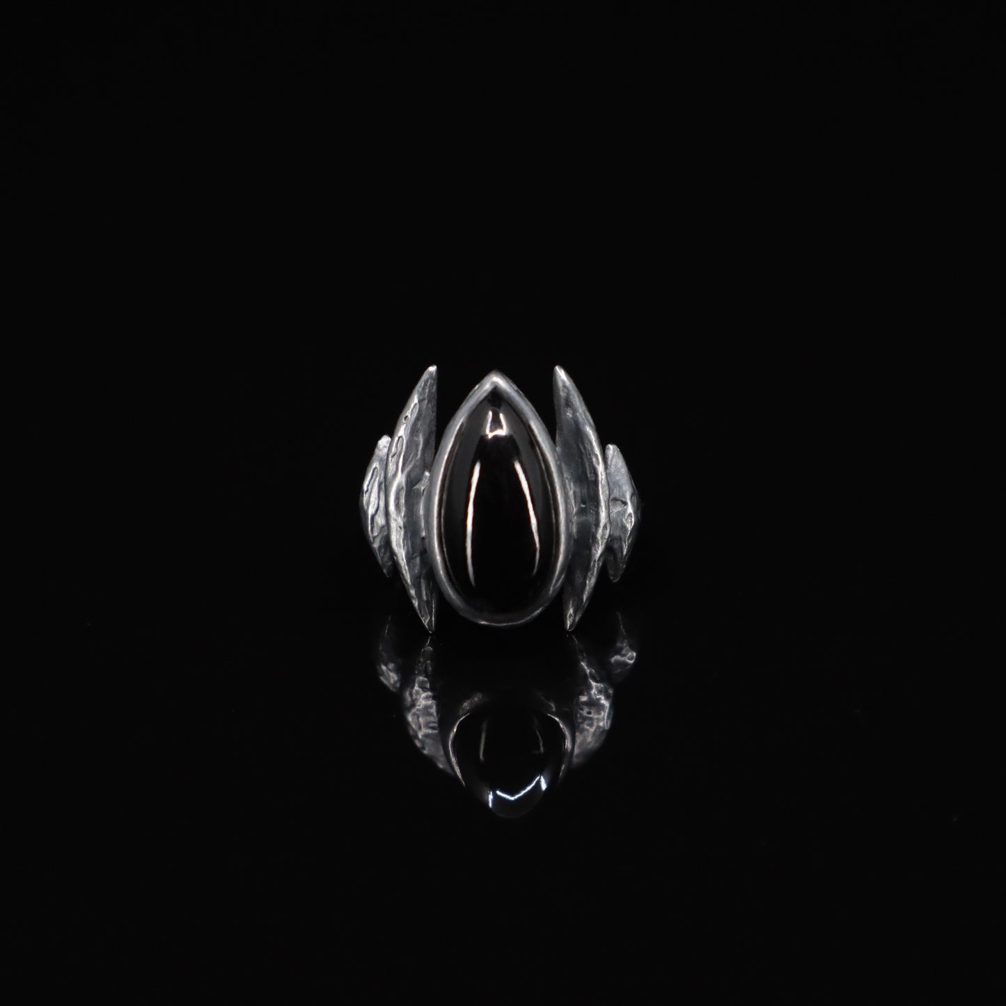 Lestat Ring (Onyx)