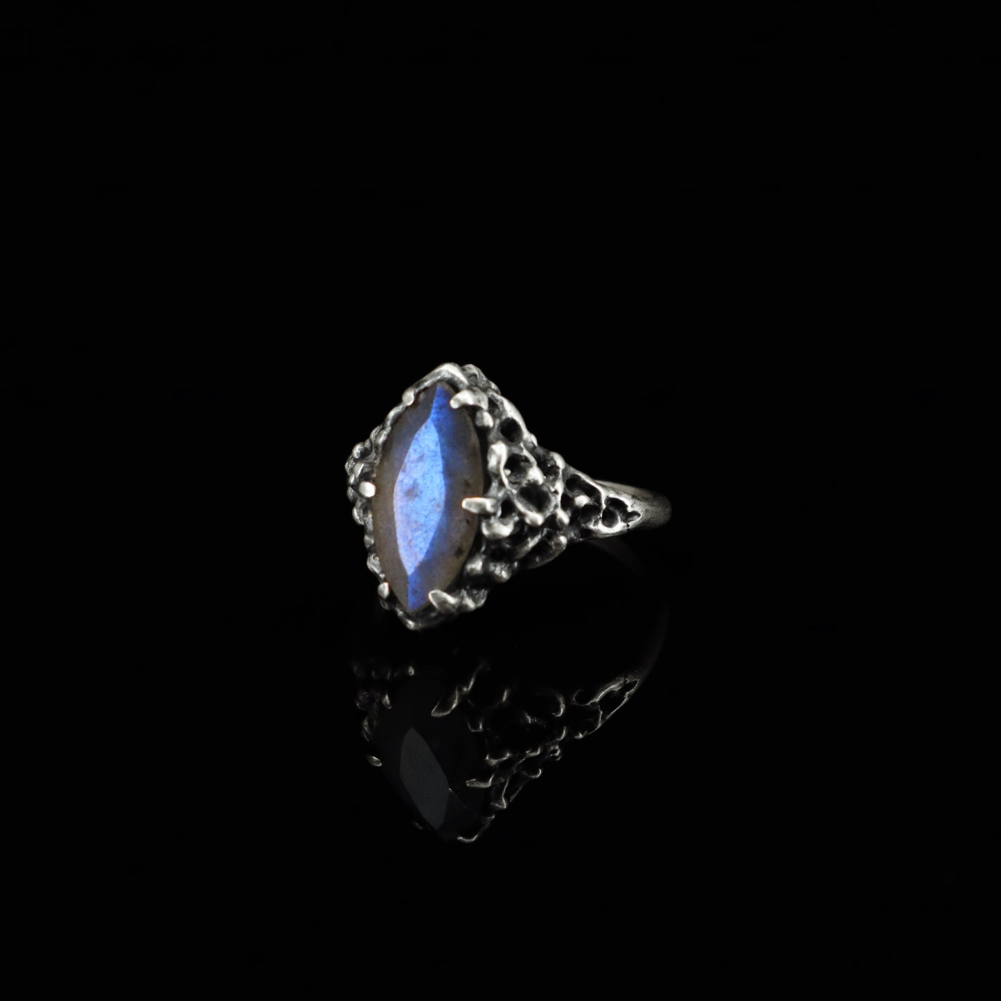 Aphrodite Ring (Labradorite and Rainbow Moonstone)